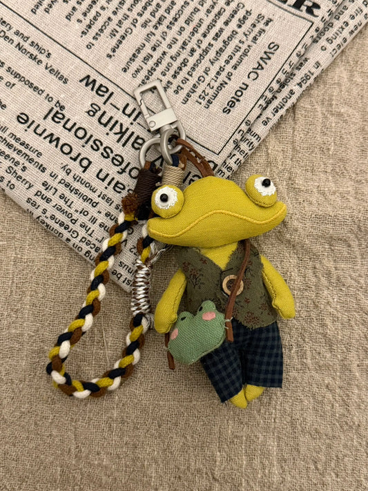 Handmade big-mouth frog phone wristlet